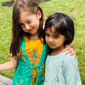 Meet your Posher, Aliza